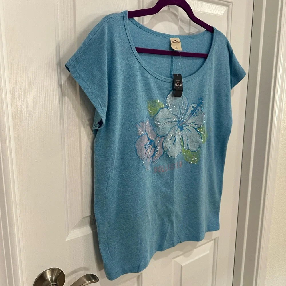 New! Hollister Aqua Blue Sequin & Glitter Floral Print Short Sleeve Tee *Flaw* L - Picture 3 of 10